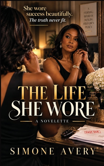 The Life She Wore by Avery, Simone
