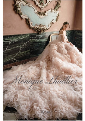 Monique Lhuillier: Dreaming of Fashion and Glamour by Lhuillier, Monique